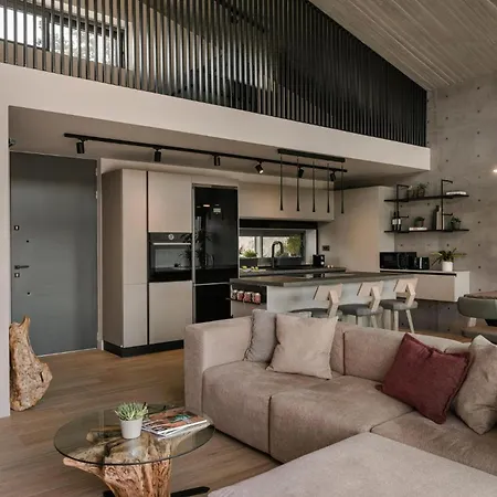 Anait Kefalonia * Livathos (Kefalonia)